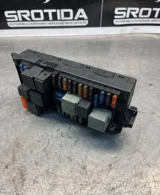 Mercedes-Benz E W211 Fuse module 2115452901