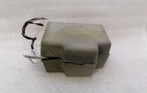 Mercedes-Benz CLS C219 Vacuum pump A0008002548