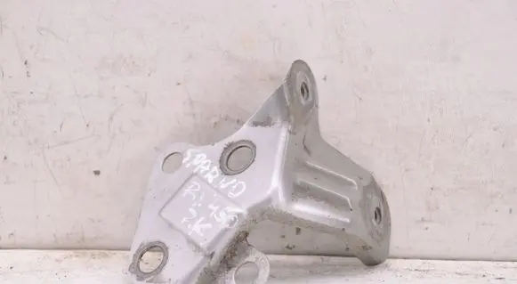Lexus RX 450H Fender mounting bracket