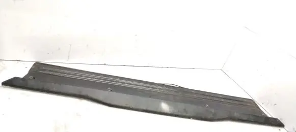 Nissan Titan Tailgate trim