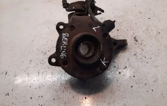 Citroen Berlingo Front wheel hub