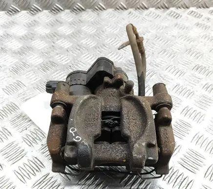 Subaru Forester SK Rear brake caliper 26692SJ000 26620SJ000