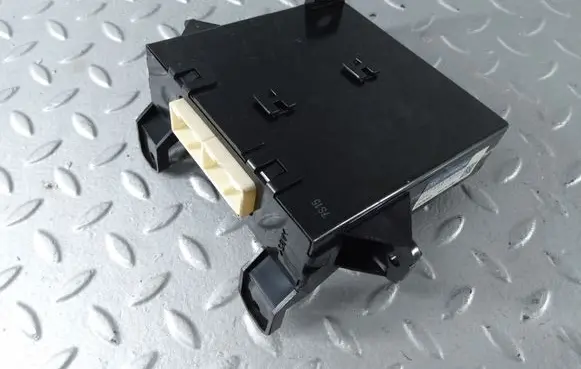 Subaru Outback (BS) Fan control module 72343AL250 1778005763