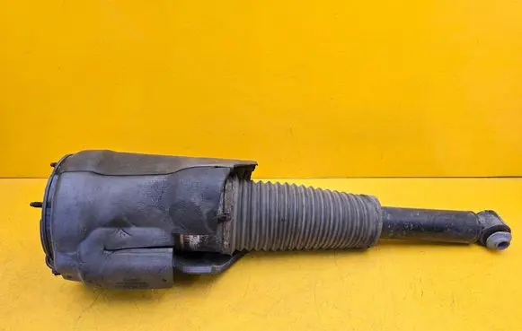 Audi A8 S8 D4 4H Air suspension rear shock absorber 4H0616001N
