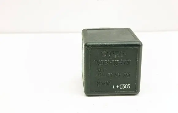 Opel Zafira A Other relay 90464760