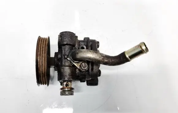 Mitsubishi Pajero Sport I Power steering pump