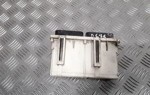 Opel Astra G Coolant fan relay 24409214