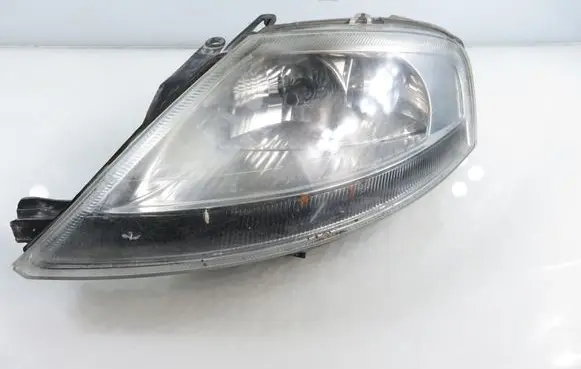 Citroen C3 Headlight/headlamp 9647214280