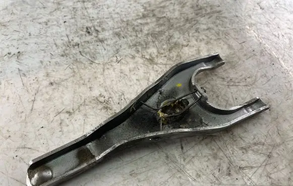 Hyundai Getz Clutch release arm fork 4143023000