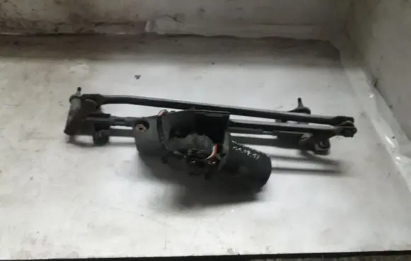Renault Espace II Front wiper linkage and motor