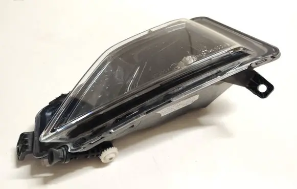 Volkswagen Golf Sportsvan Front fog light 5T0941662A