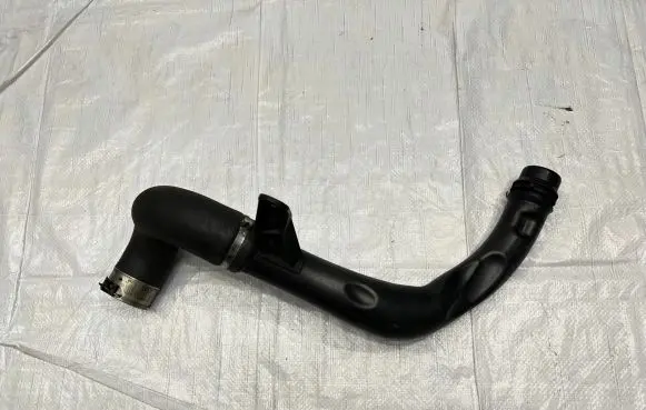 Jeep Cherokee Intercooler hose/pipe