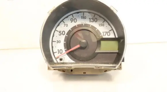 Toyota Aygo AB10 Clock 