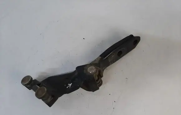Volkswagen Caddy Sliding door upper roller guide/hinge 2K0843335A