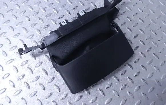 Citroen Berlingo Steering wheel column trim 9821055177