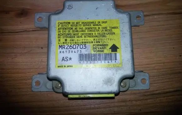 Mitsubishi Colt Airbag control unit/module mr260703 x6t39473