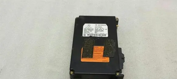 Mercedes-Benz SL R230 Phone control unit/module A2208204785