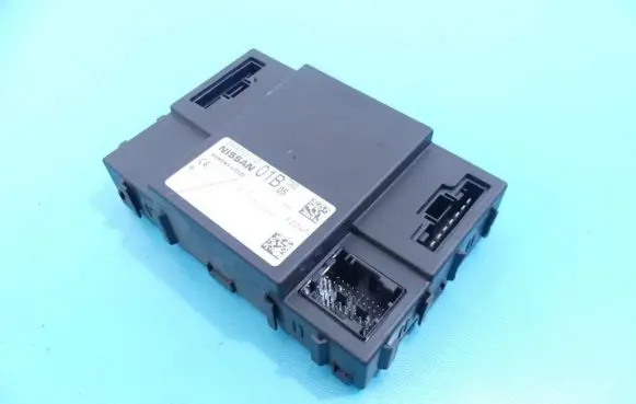 Nissan X-Trail T31 Central body control module 5WK46484 IMPRK1017548