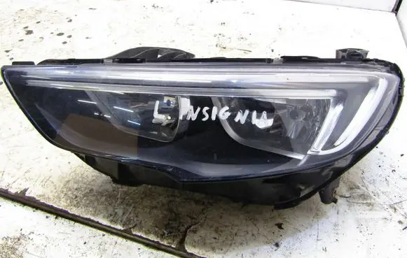 Opel Insignia B Headlight/headlamp 39122968