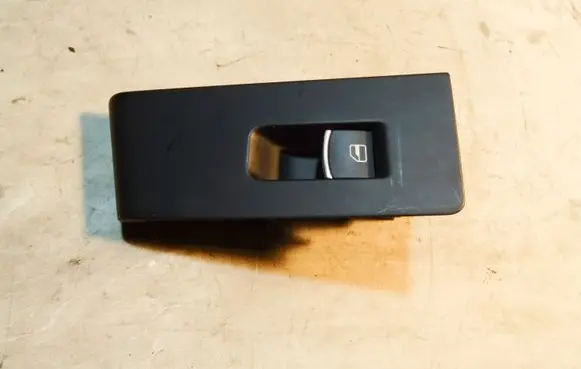 Volkswagen PASSAT B7 Electric window control switch 5K0959855 3AA868750