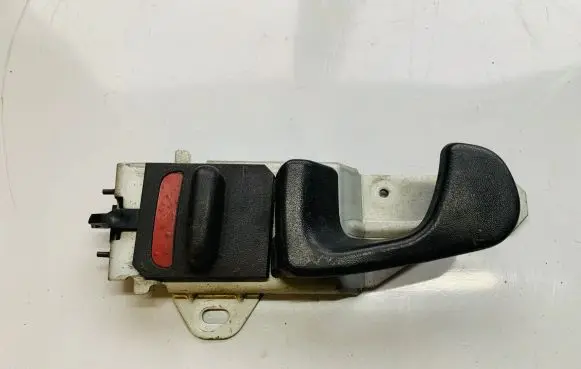 Mitsubishi 3000 GT Front door interior handle