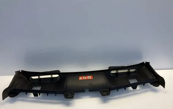 Mercedes-Benz GLK (X204) Air intake duct part A2045000335 2045000335