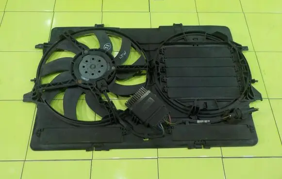 Audi A4 S4 B8 8K Fan set 8K0121003L