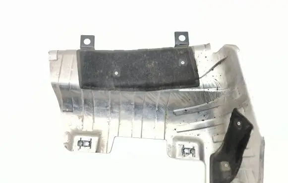Exhaust heat shield