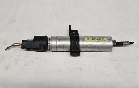 BMW 5 E60 E61 Fuel filter heater 7811227
