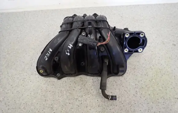 Suzuki Swift Cultus Intake manifold 