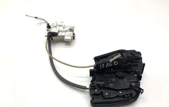 BMW 7 G11 G12 Rear door soft close latching motor 25811898 18283810