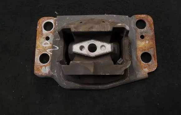 Ford Fusion II Gearbox mount GG937M121AA
