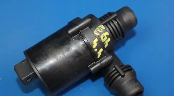 BMW 6 E63 E64 Electric auxiliary coolant/water pump 70207802