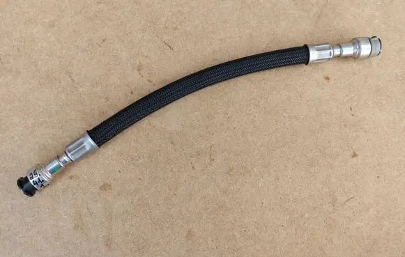 BMW X3 F25 Fuel main line pipe 7636052 13537636052