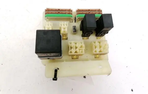 Mitsubishi Carisma Fuse box set MB953394 72HM100