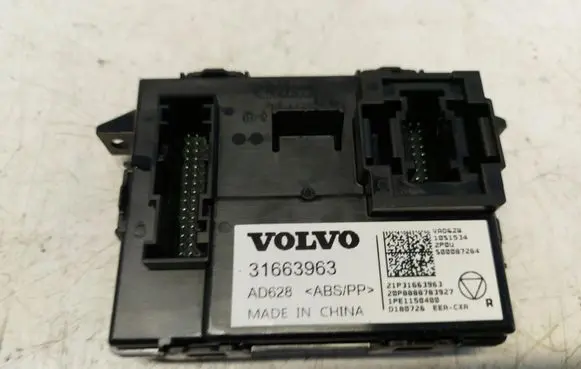 Volvo XC40 Head unit multimedia control 31663963