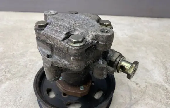 Audi A3 S3 8L Power steering pump 1J0422154B