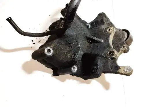 Hyundai Santa Fe Engine mounting bracket