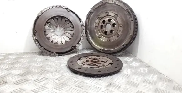Audi A1 Clutch set kit 03L105766 038141033C