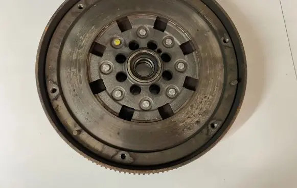 Chrysler PT Cruiser Flywheel a6640300005