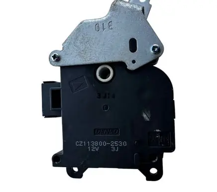 Suzuki SX4 Air flap motor/actuator CZ1138002530