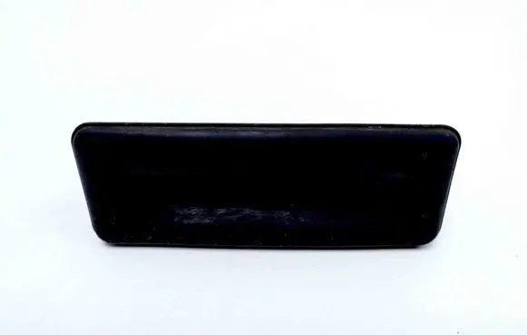 Skoda Yeti (5L) Tailgate/boot open switch button 5J0827229