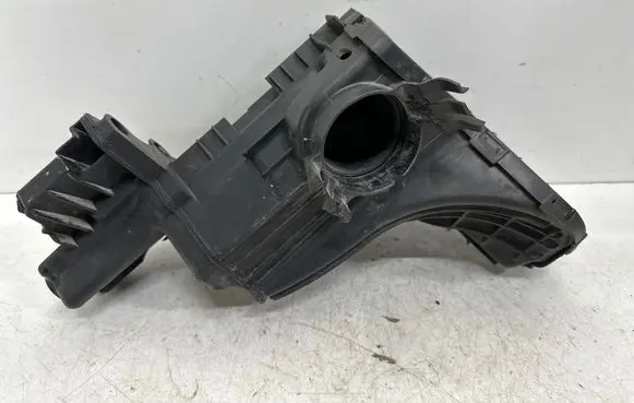 Intake resonator