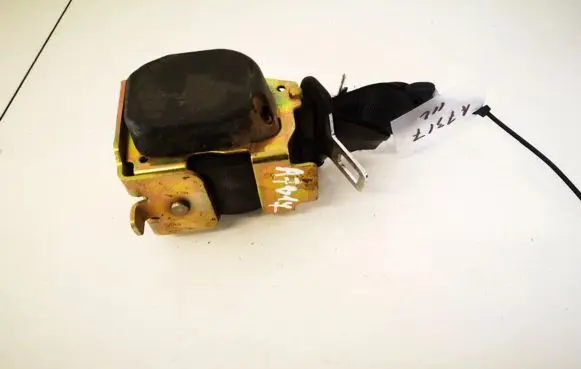Citroen Xsara Picasso Middle seatbelt (rear) 
