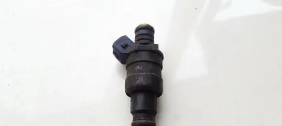 Renault Megane I Fuel injector 866313 087F