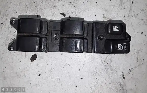 Mitsubishi Outlander Electric window control switch 8608A147