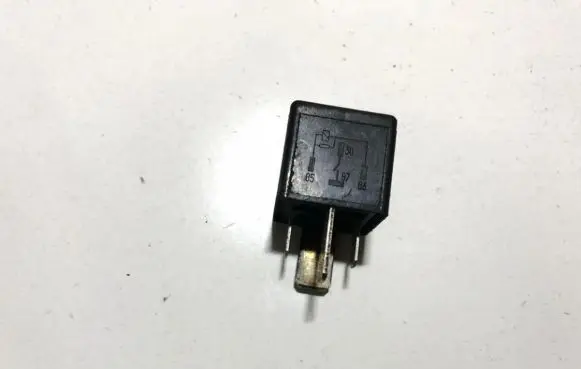 Ford Sierra Other relay 83bg14n089ca