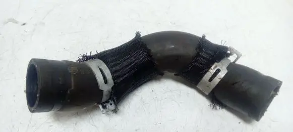 Nissan Qashqai Engine coolant pipe/hose
