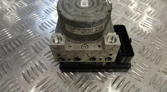 Toyota Yaris XP210 ABS Pump 44540-0D740