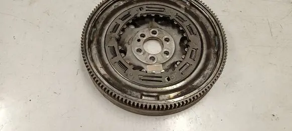 Skoda Octavia Mk3 (5E) Flywheel 04E105266K